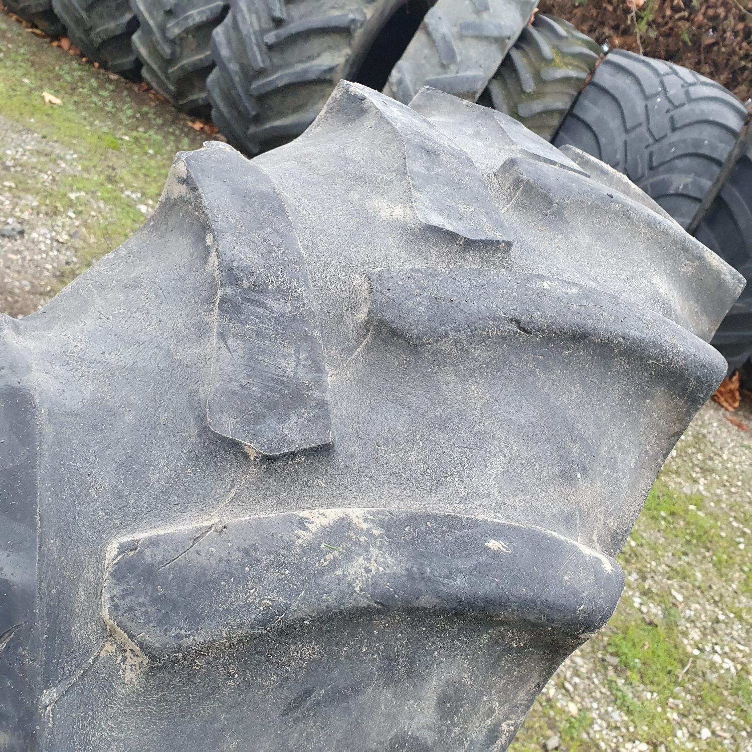  Cauciucuri 320/85R28 (12.4R28) Mitas