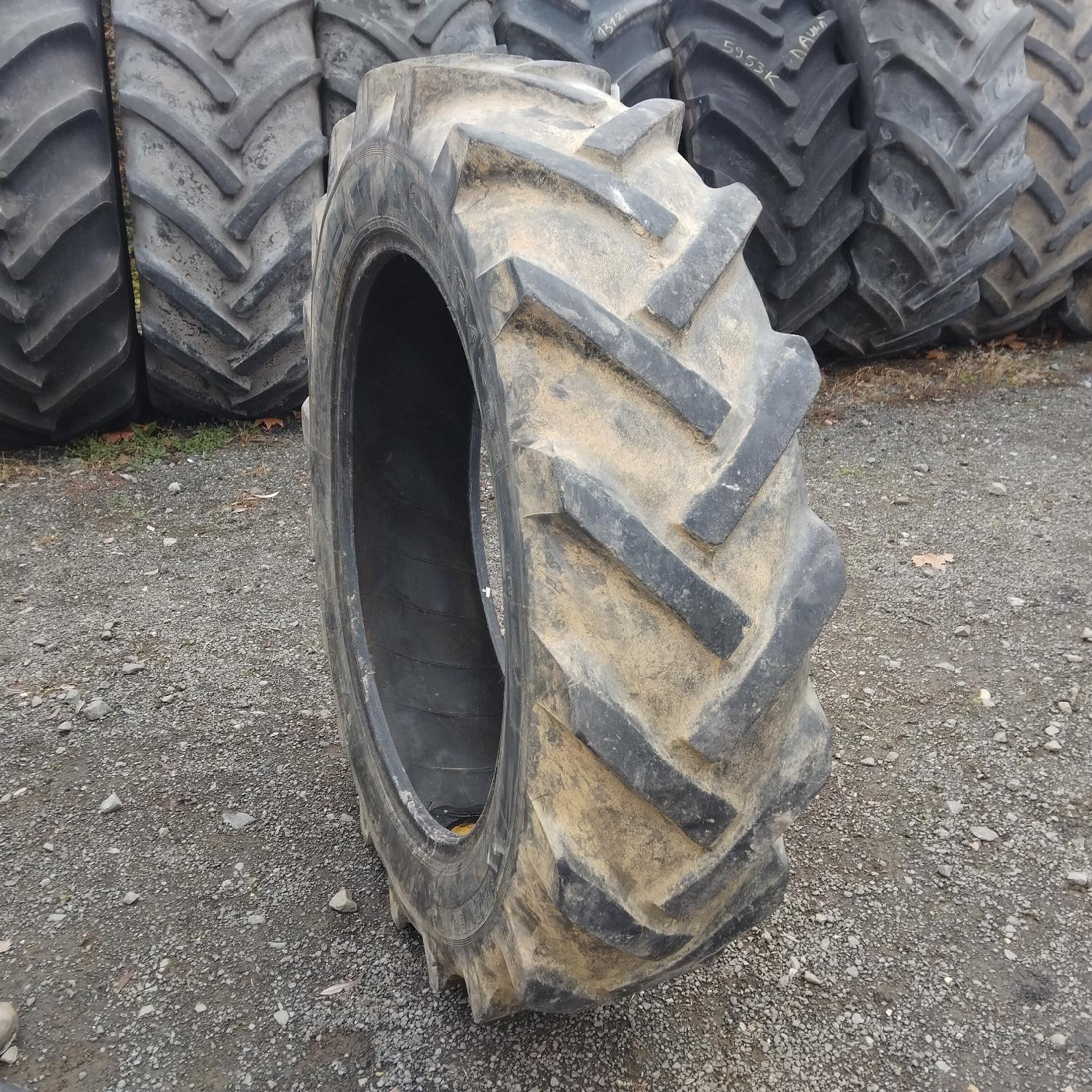  Cauciucuri 12.4-32 (320/85R32) Semperit