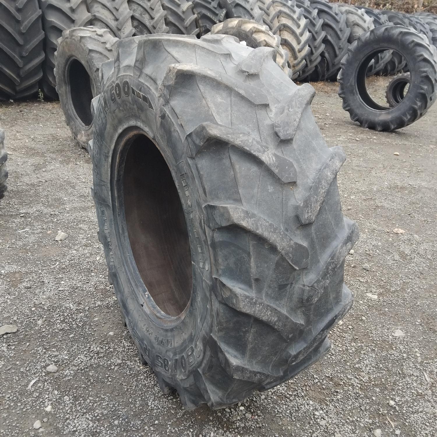  Cauciucuri 380/85R24 (14.9R24) Pirelli