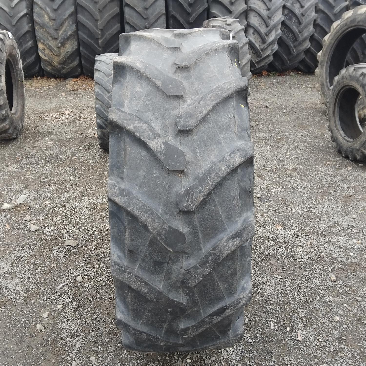  Cauciucuri 380/85R24 (14.9R24) Pirelli