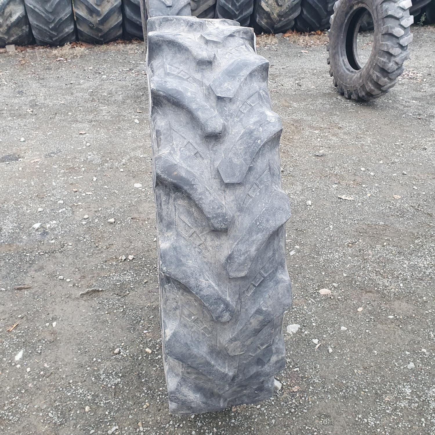  Cauciucuri 280/85R28 (11.2R28) Petlas