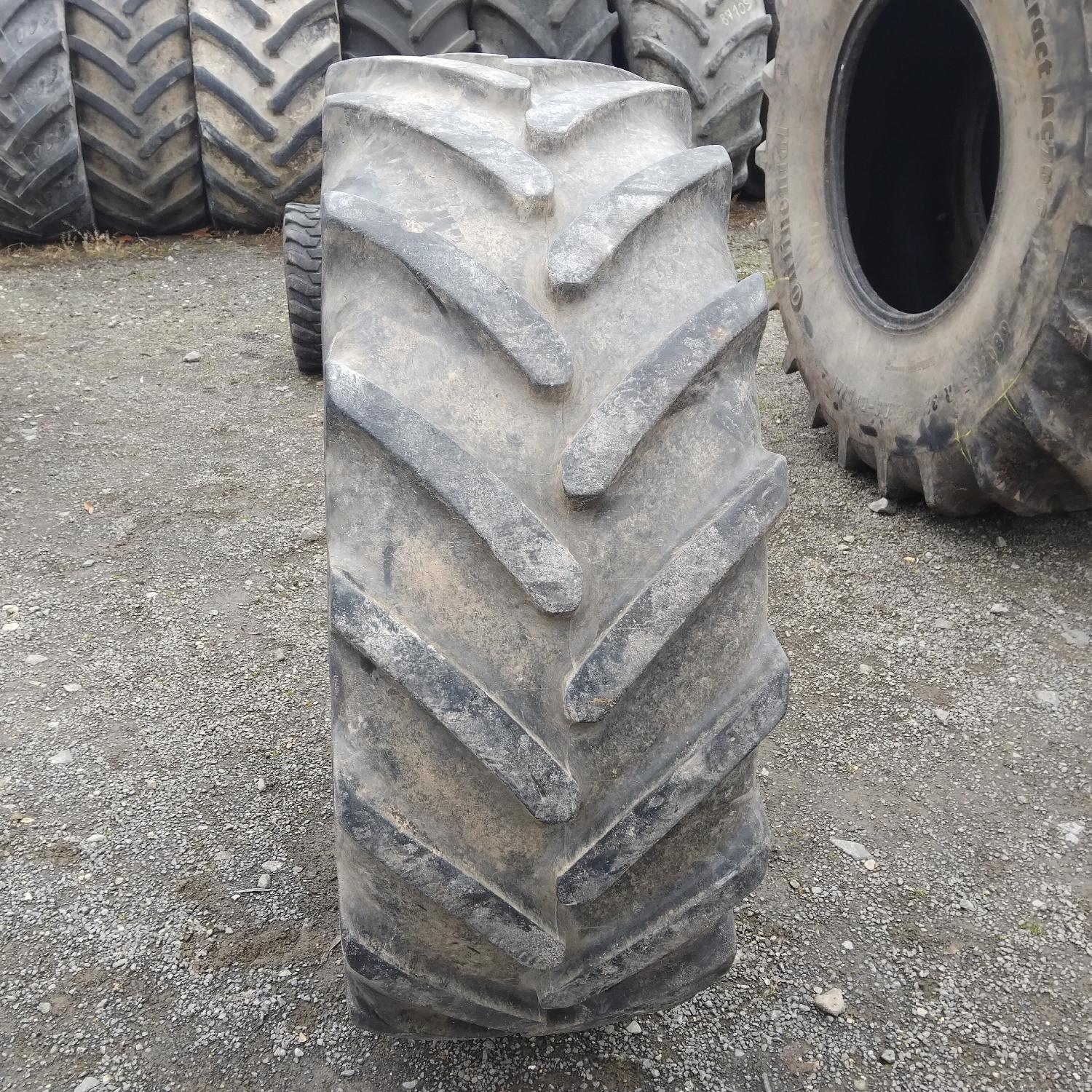  Cauciucuri 440/65R28  Michelin