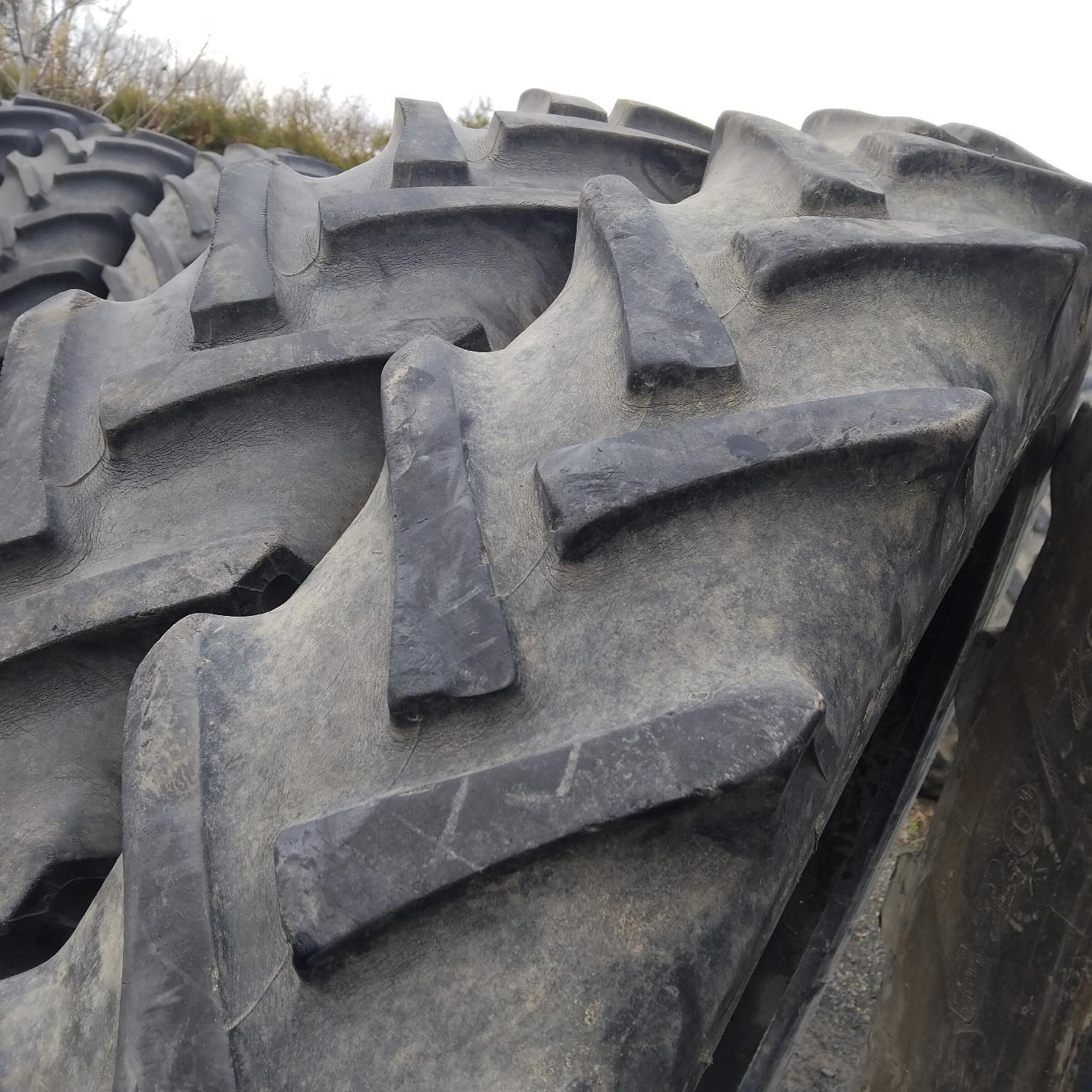  Cauciucuri 9.5-42 (230/95R42) Continental