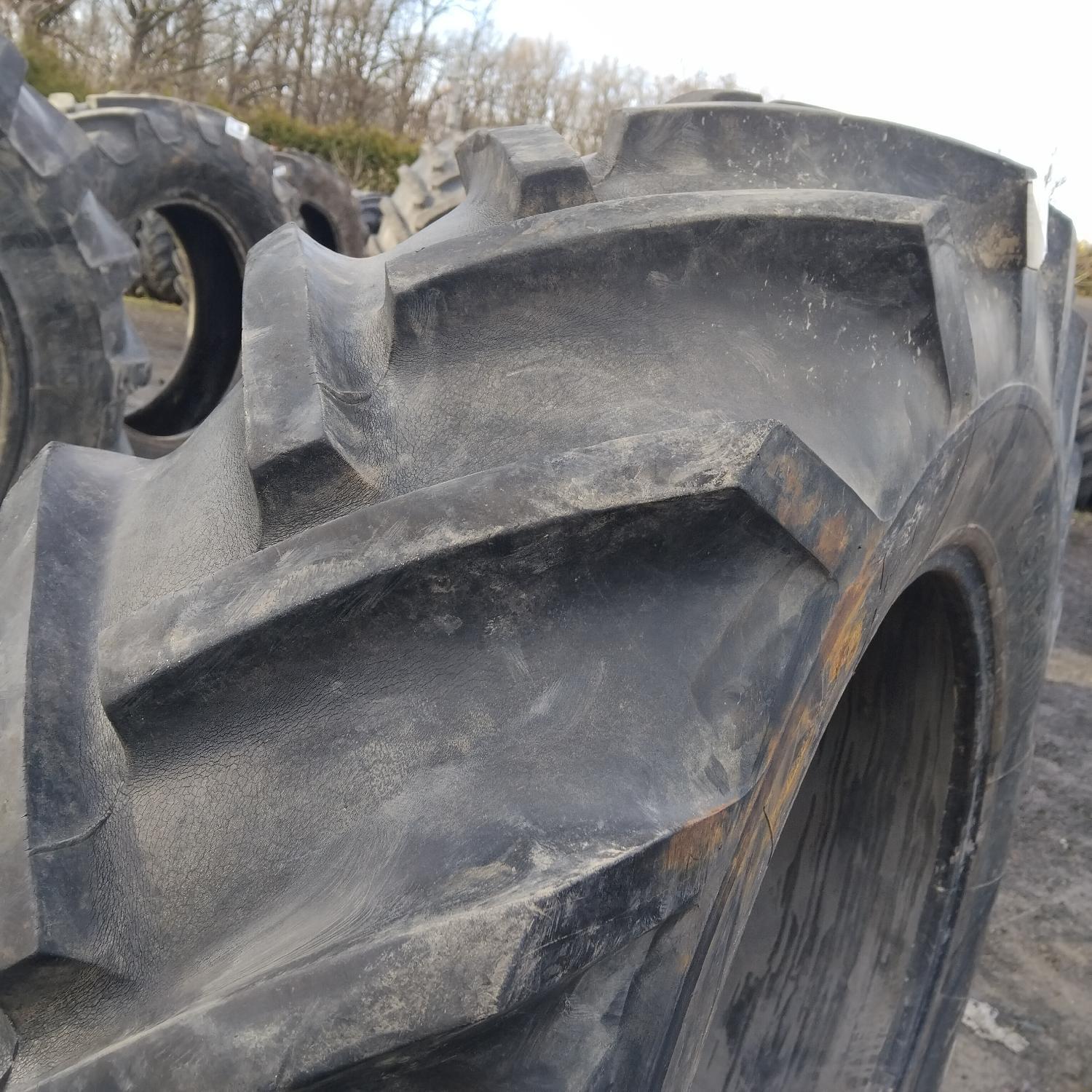  Cauciucuri 14.9-28 (380/85R28) Michelin