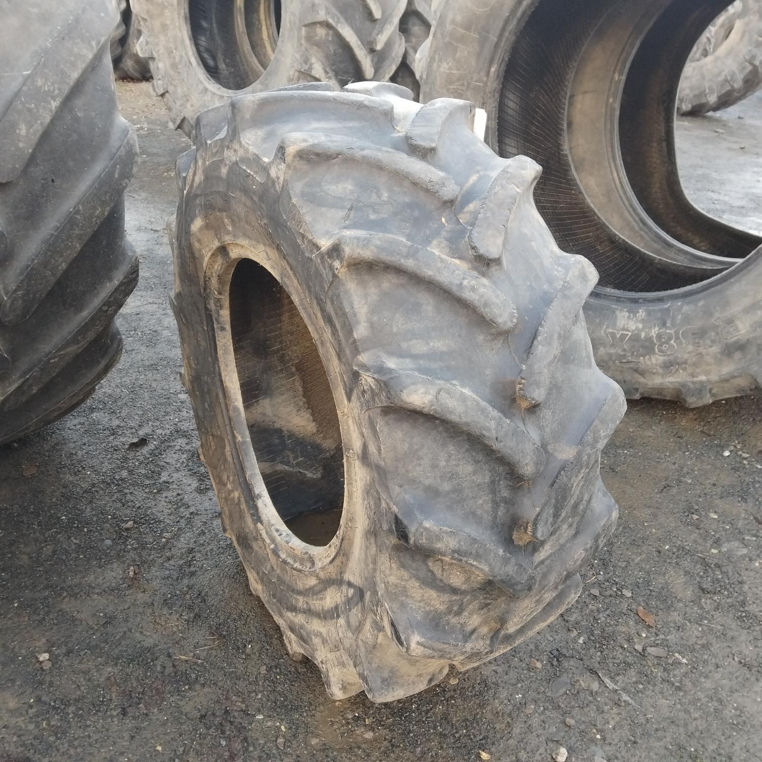  Cauciucuri 360/70R20  Continental