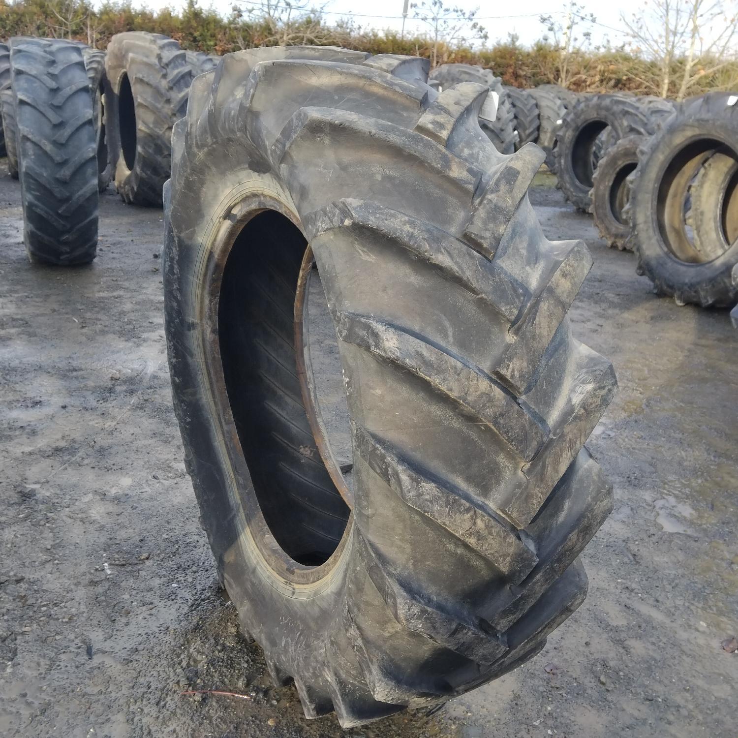  Cauciucuri 16.9-30 (420/85R30) Barum