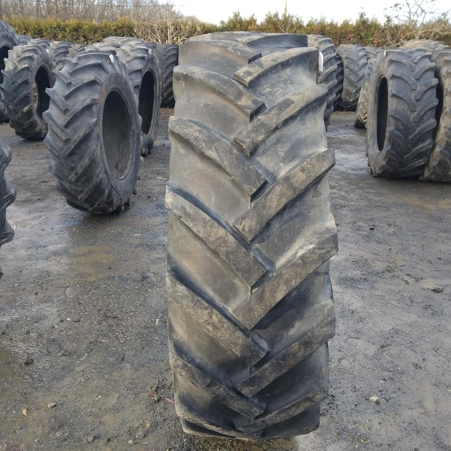  Cauciucuri 16.9-30 (420/85R30) Barum