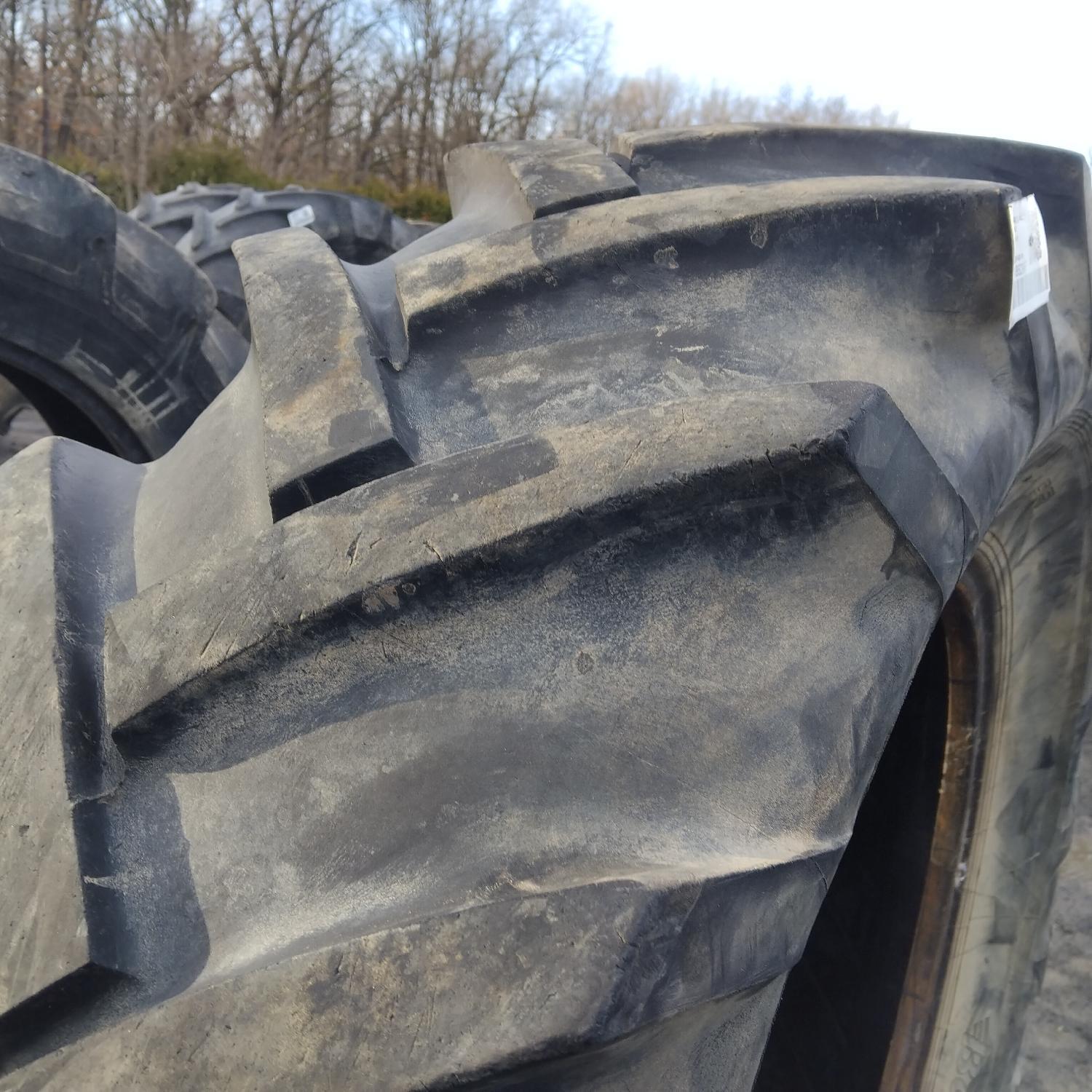  Cauciucuri 16.9-30 (420/85R30) Barum