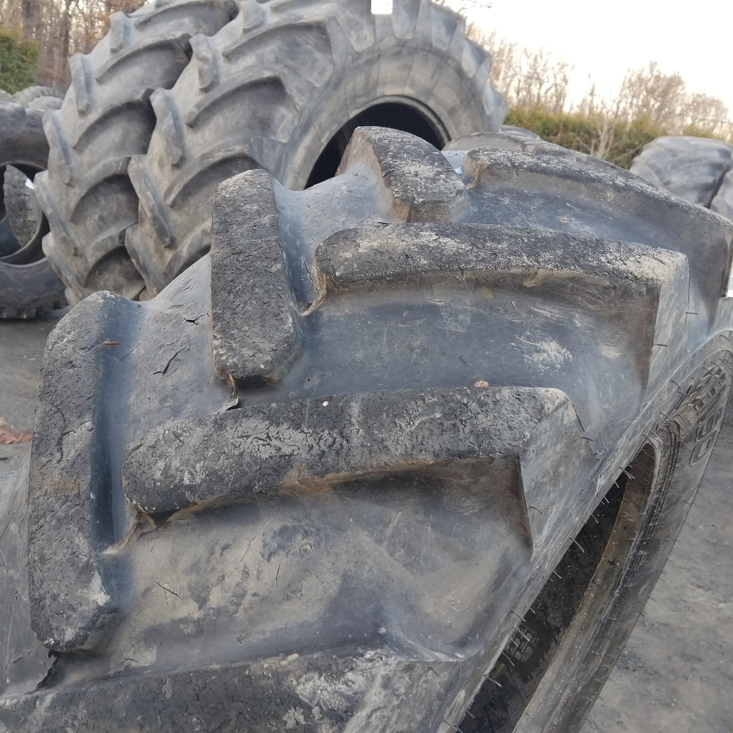  Cauciucuri 405/70-24 (400/70R24) Ascenso