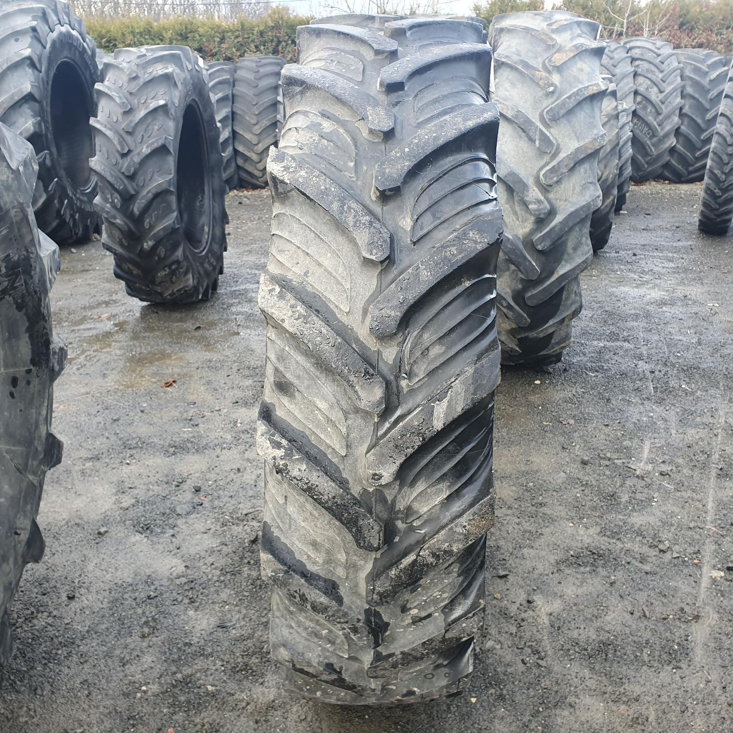  Cauciucuri 12.4R32 (320/85R32) Taurus