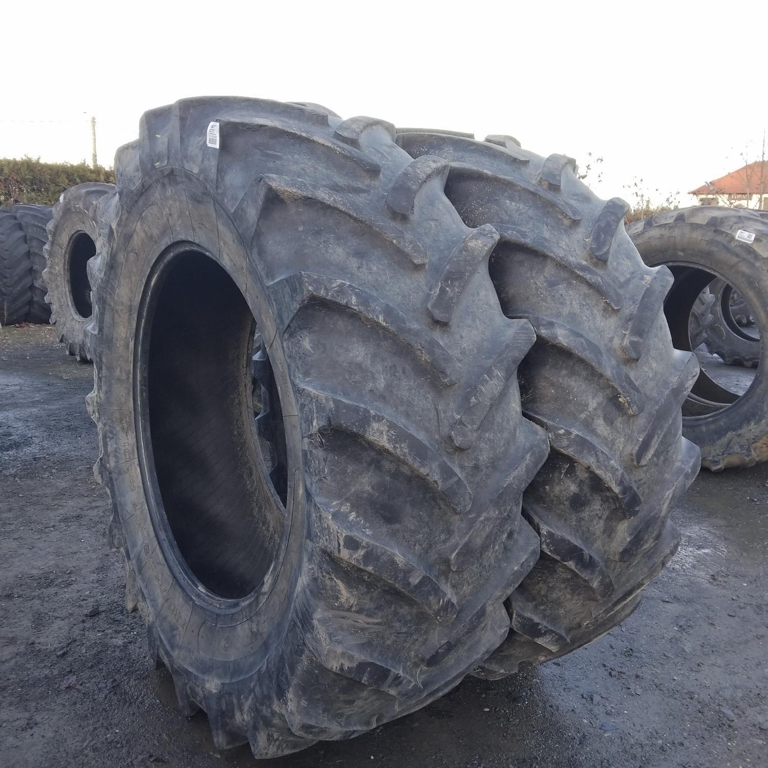  Cauciucuri 580/70R38  Uniroyal