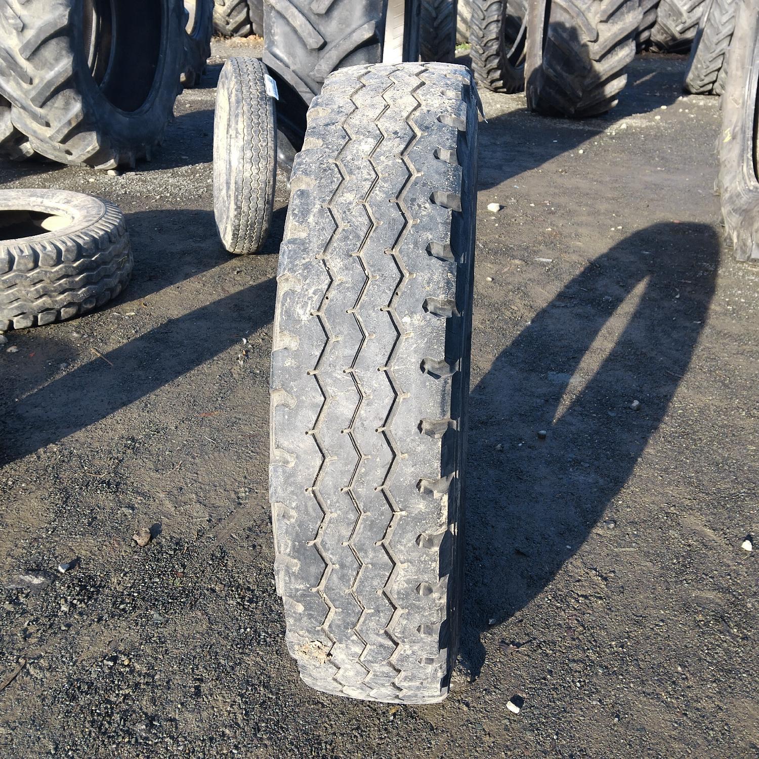  Cauciucuri 9R22.5  Michelin