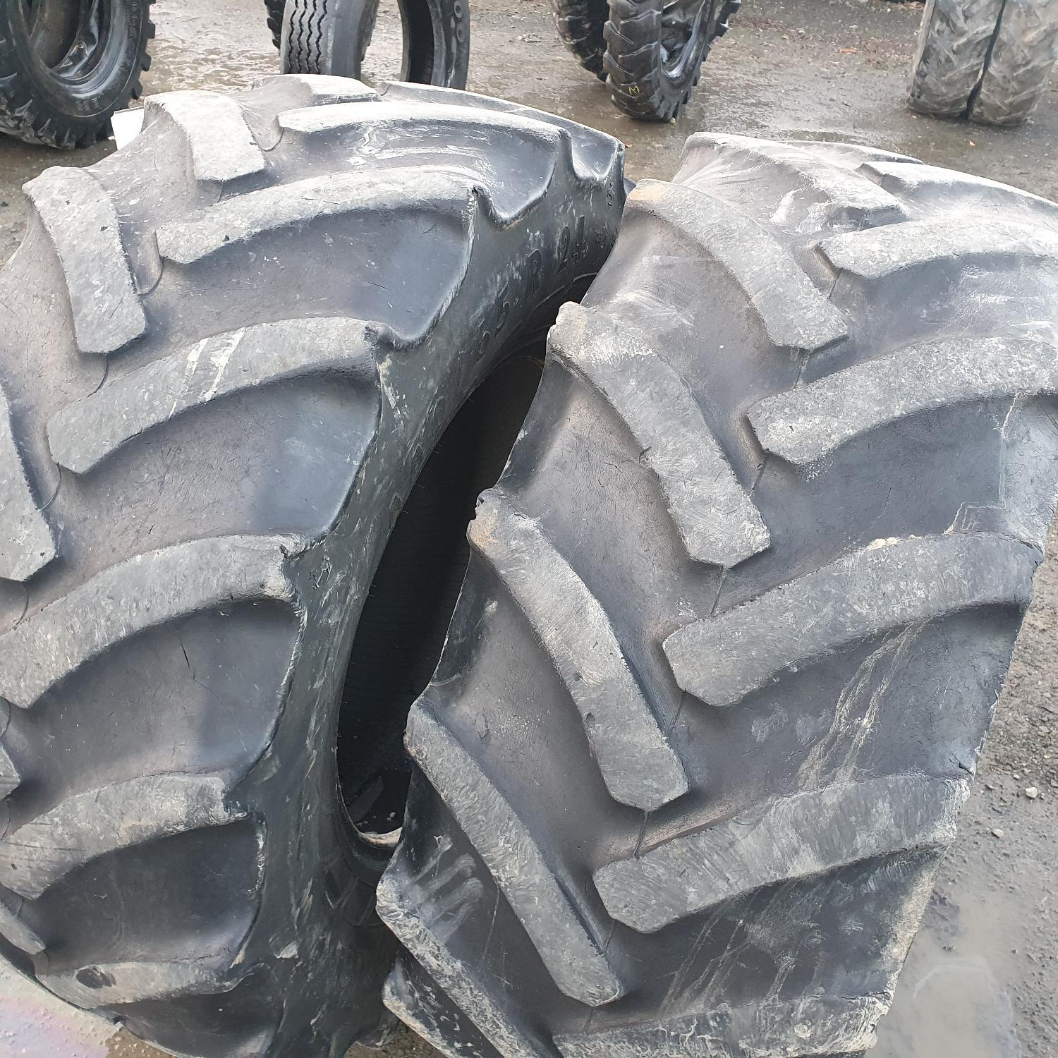  Cauciucuri 440/65R24  Continental