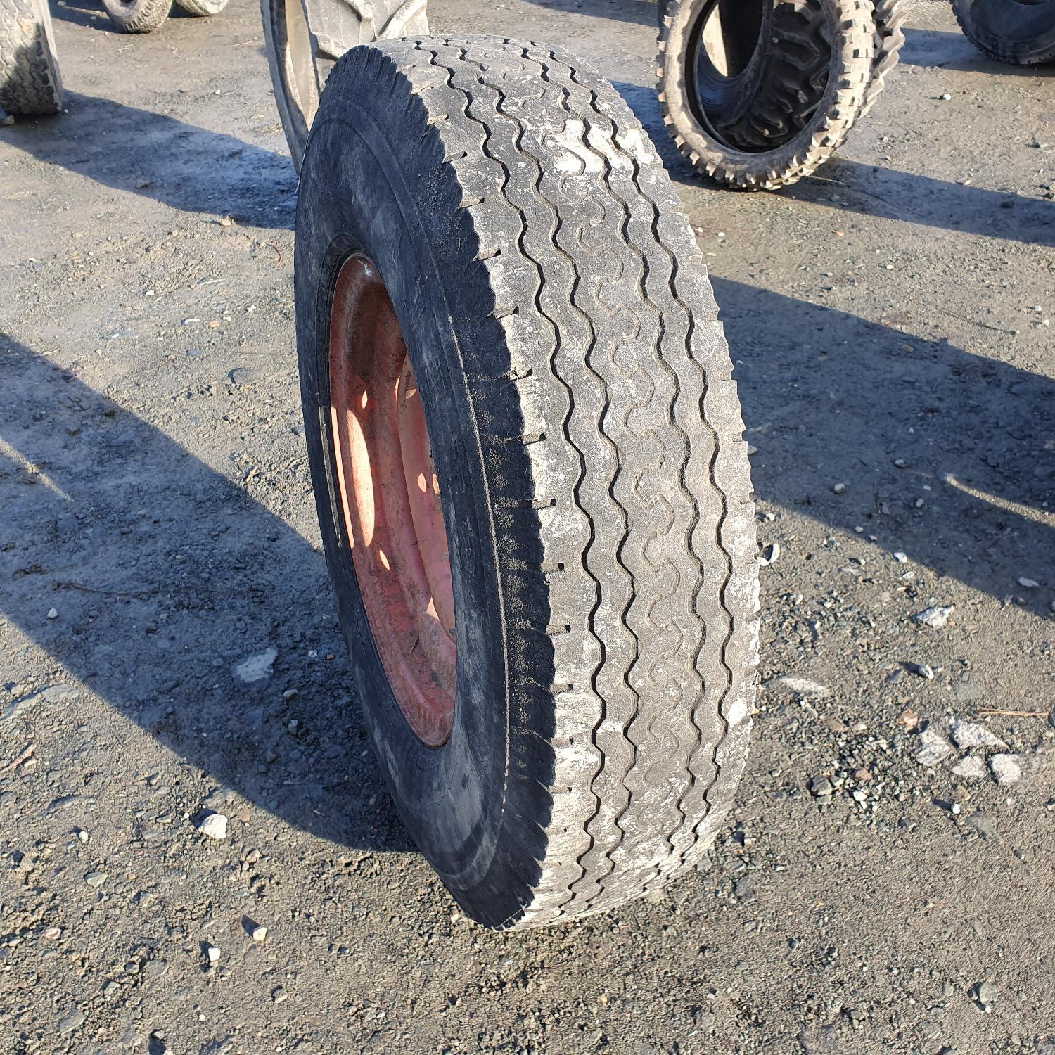  Cauciucuri 7.50-16  Goodyear