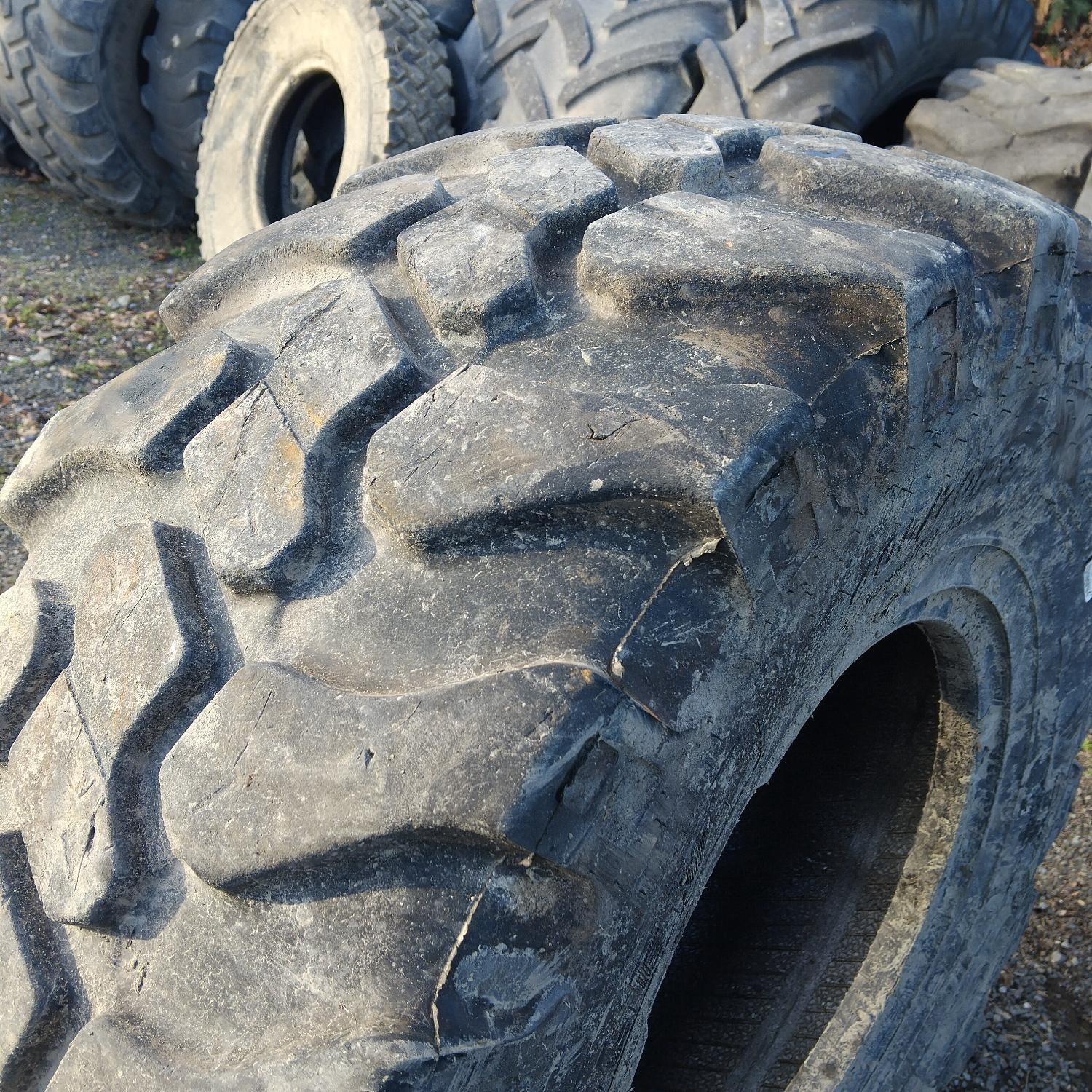  Cauciucuri 405/70R18  Barkley