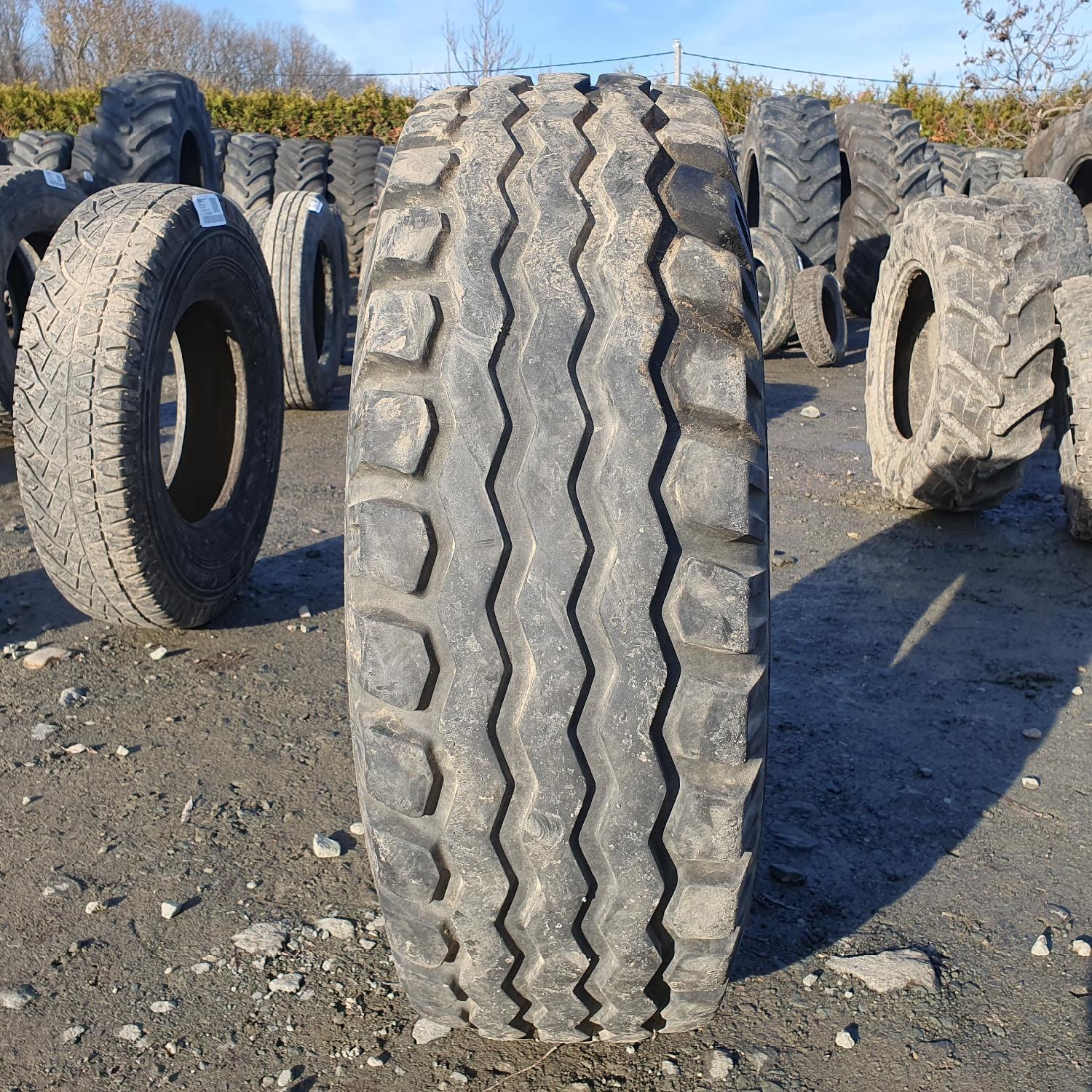  Cauciucuri 10.5/80-18 (10.5R18) Goodyear