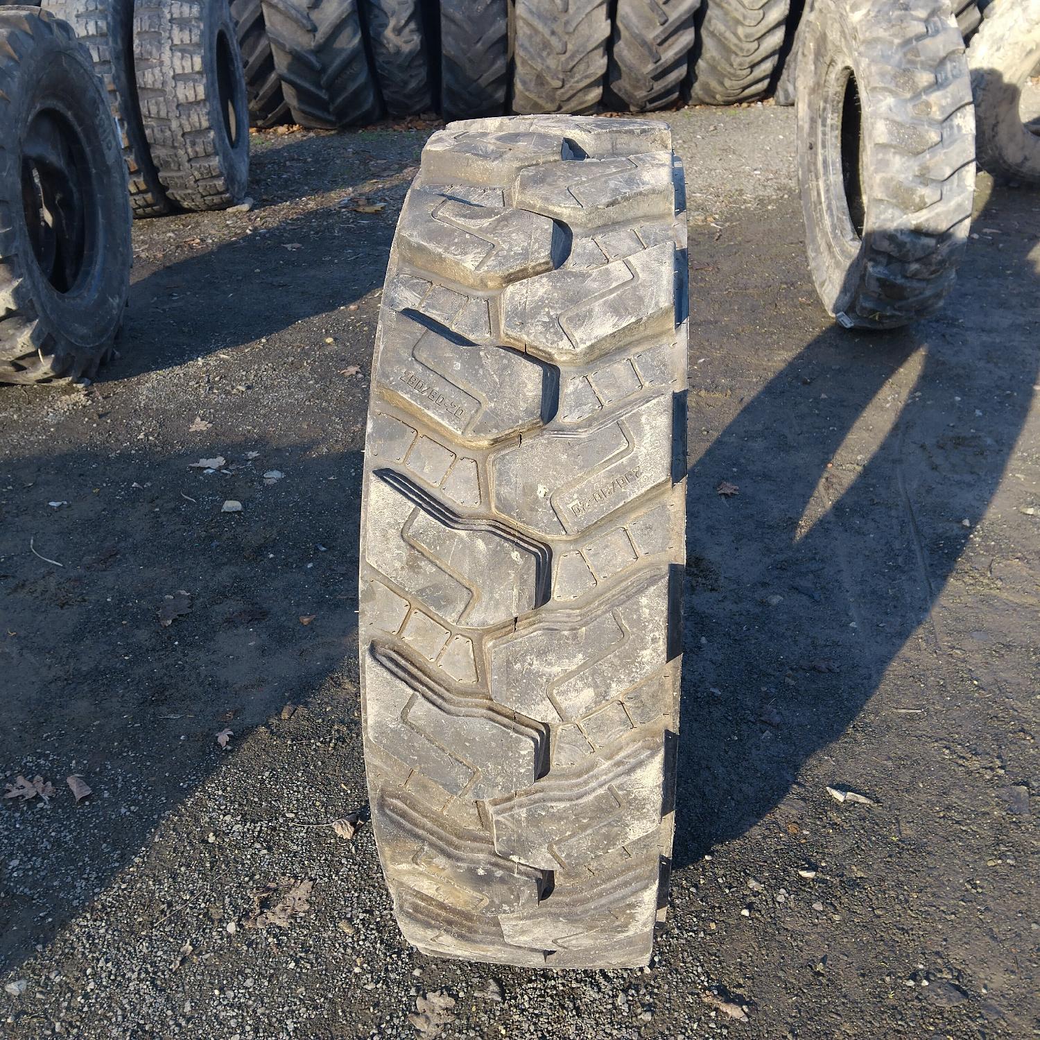  Cauciucuri 290/90-20  Camso