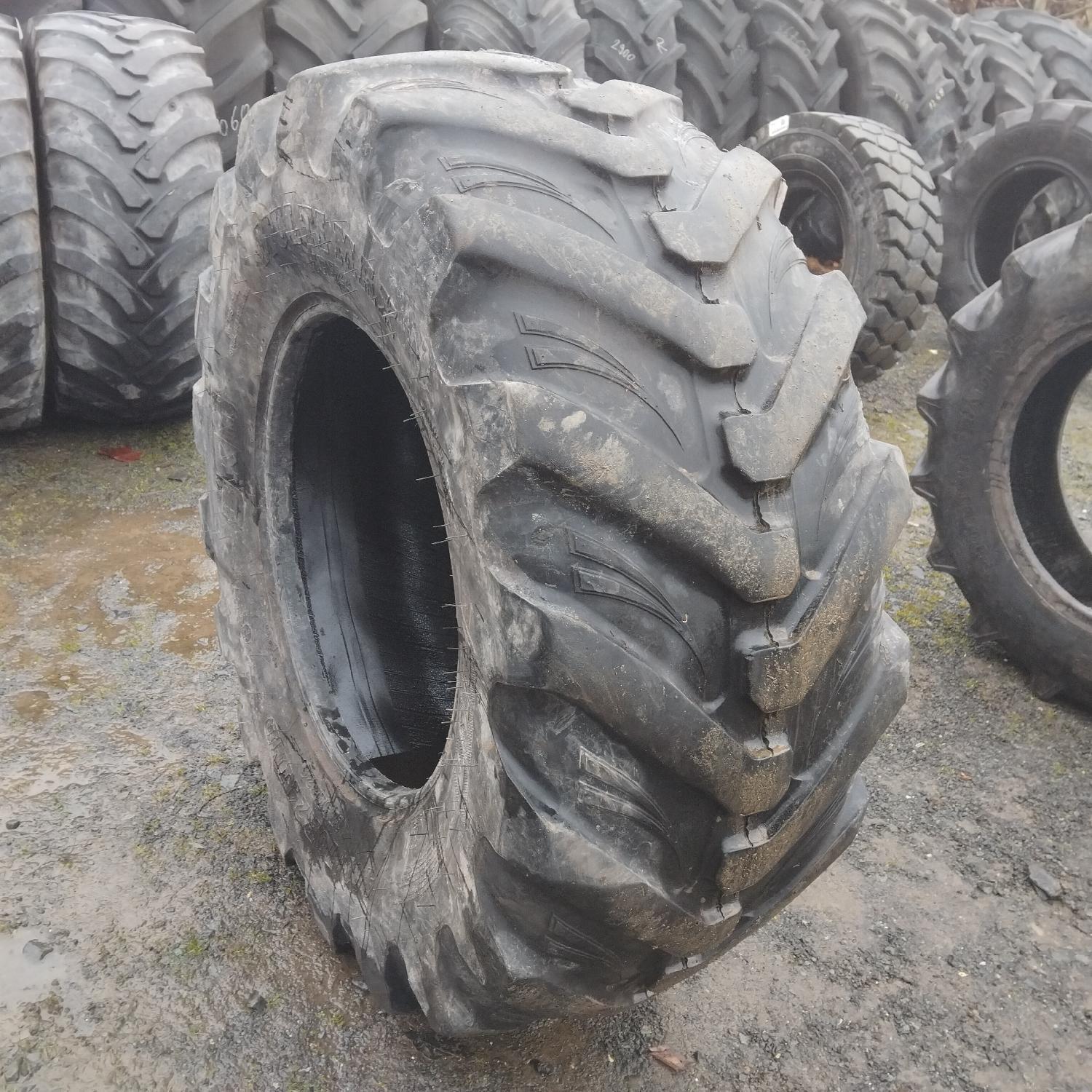  Cauciucuri 460/70R24 (17.5R24) Bkt