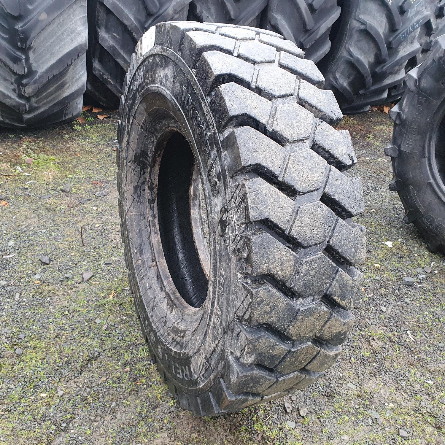  Cauciucuri 10.00R20  Trelleborg