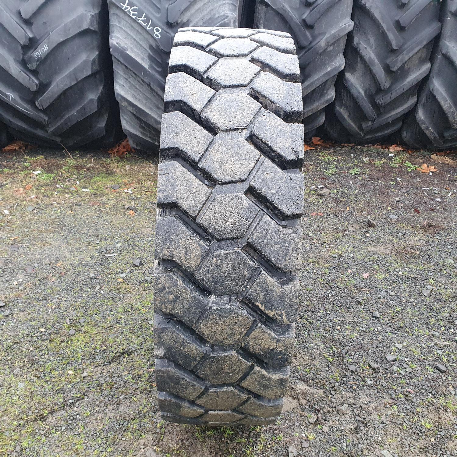  Cauciucuri 10.00R20  Trelleborg