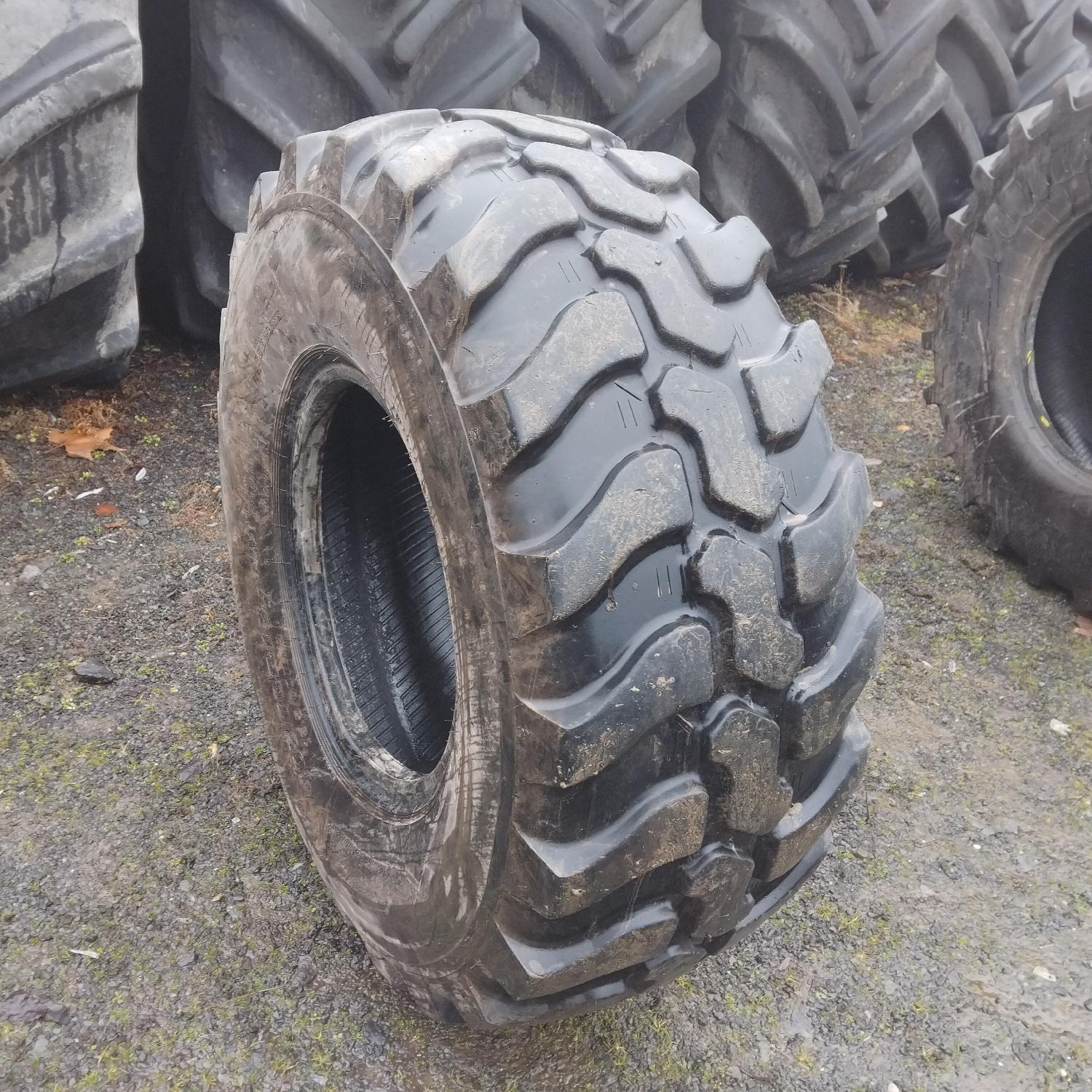  Cauciucuri 405/70R18  Dunlop