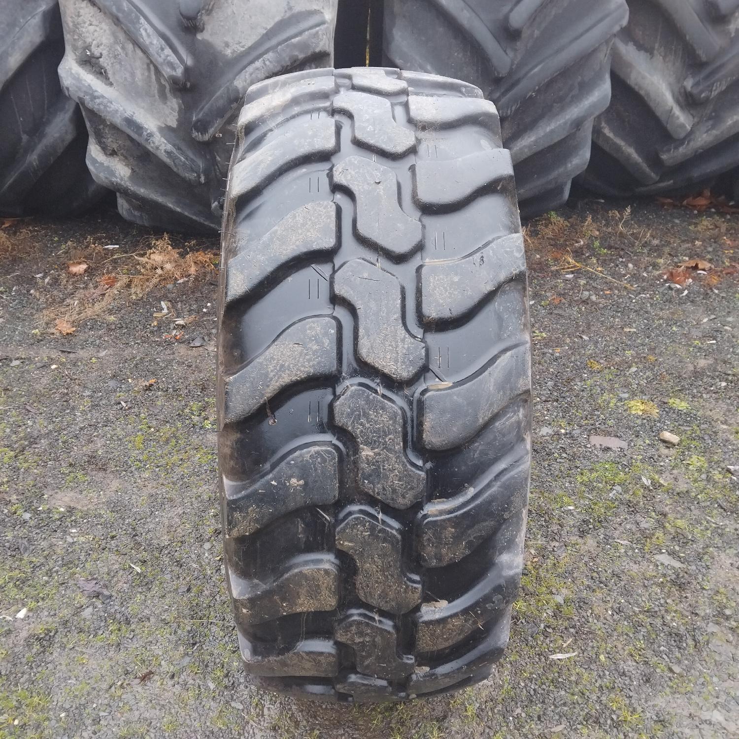  Cauciucuri 405/70R18  Dunlop