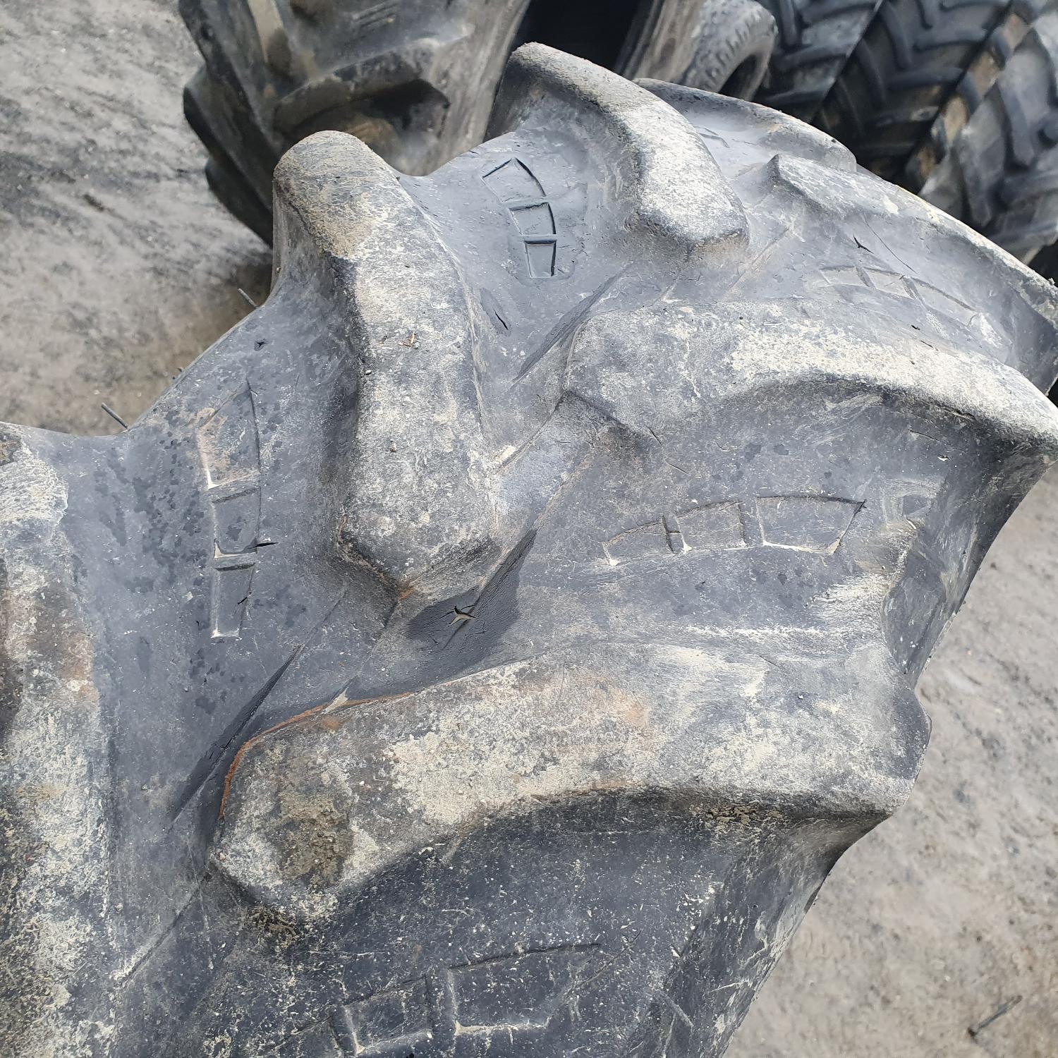  Cauciucuri 320/70R24  Starmaxx