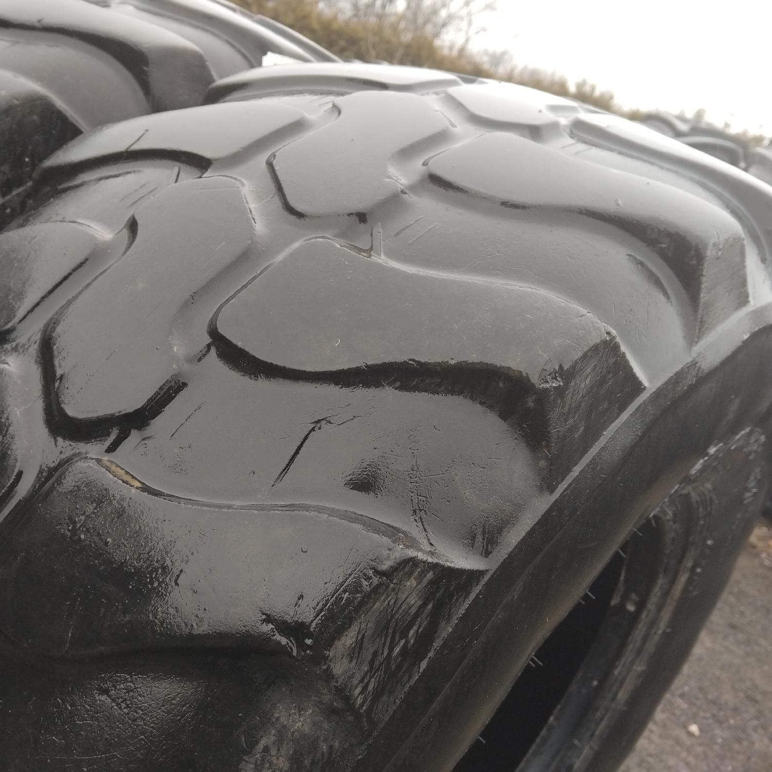  Cauciucuri 405/70R18  Dunlop