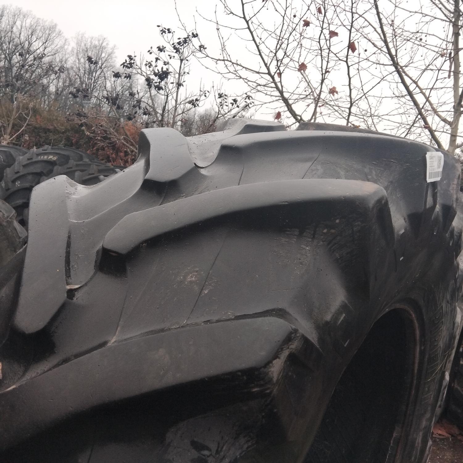  Cauciucuri 580/70R38  Pirelli