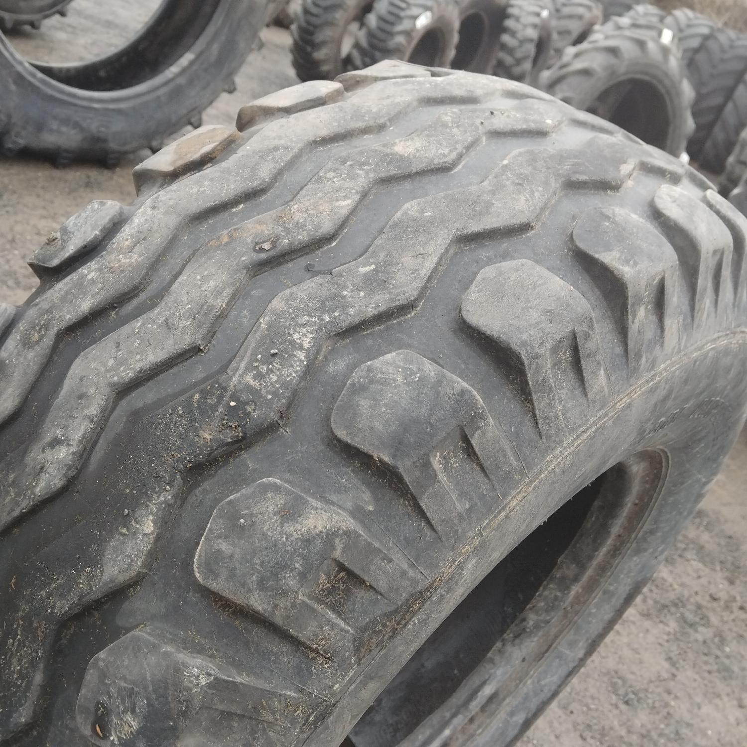  Cauciucuri 11.5/80-15.3  Goodyear