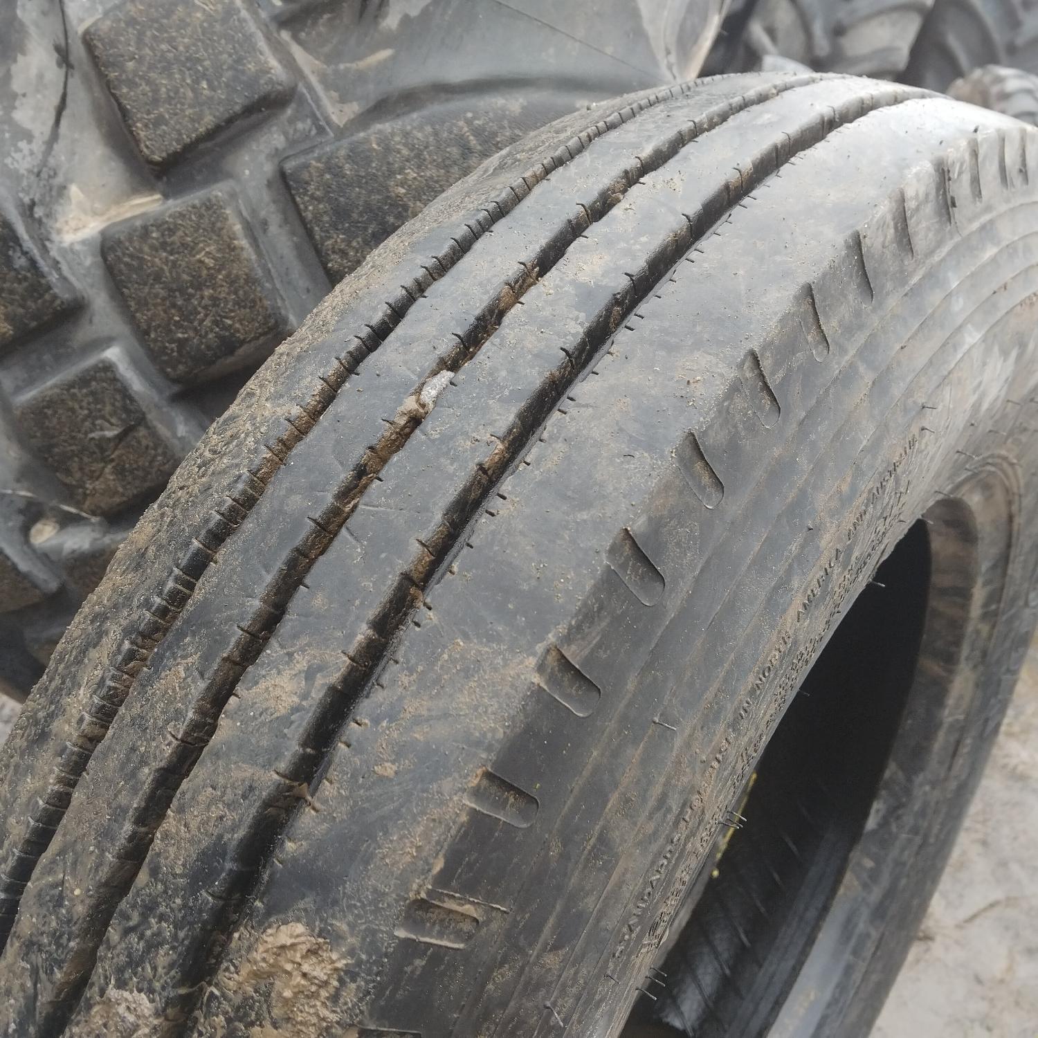  Cauciucuri 8R19.5  Hankook