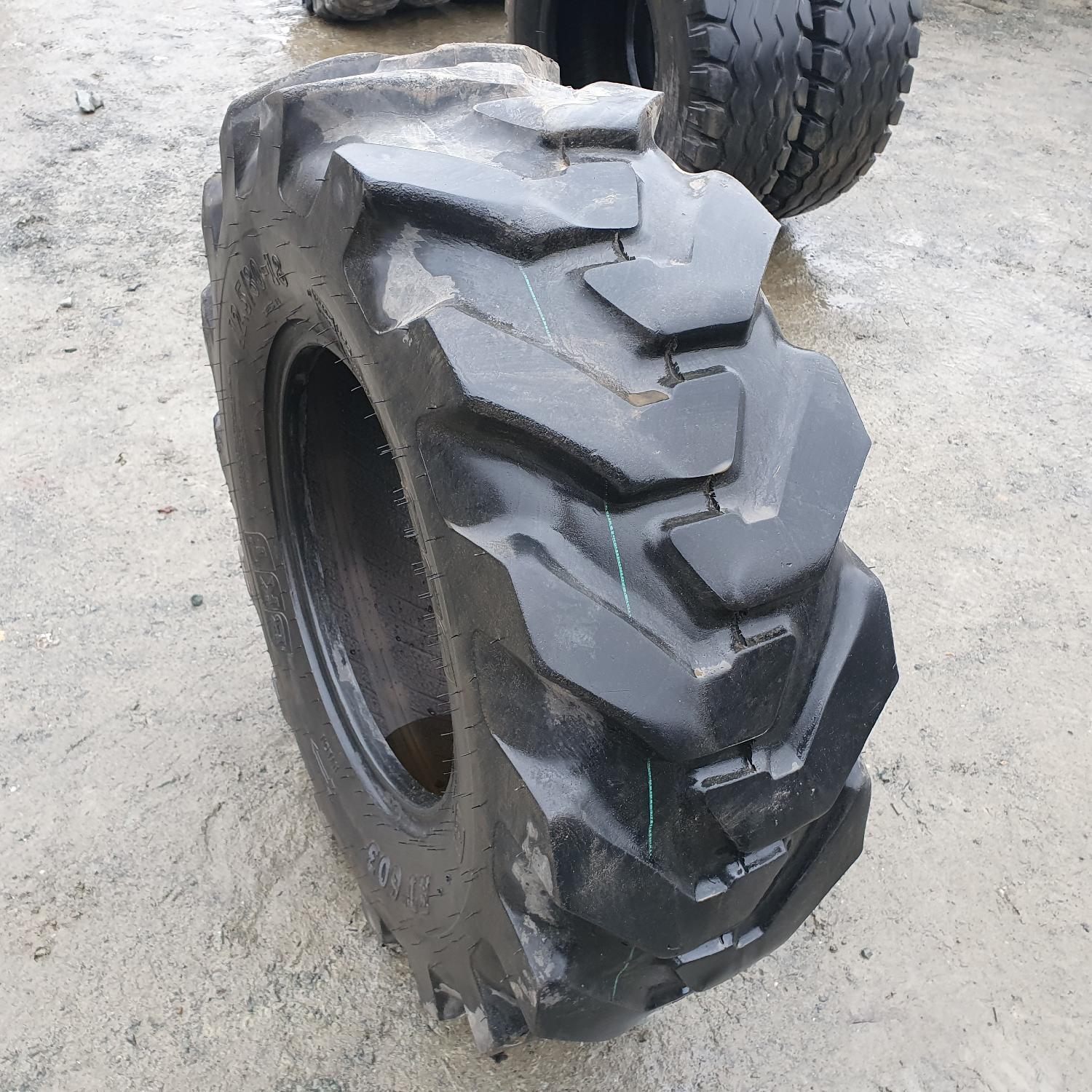  Cauciucuri 12.5/80-18 (12.5R18) Bkt