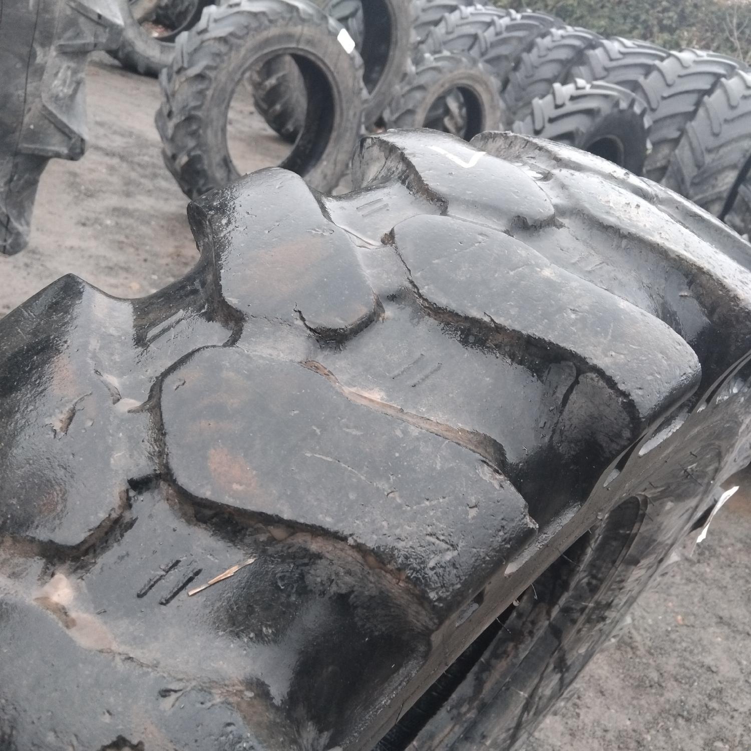  Cauciucuri 10.00-20  Mitas