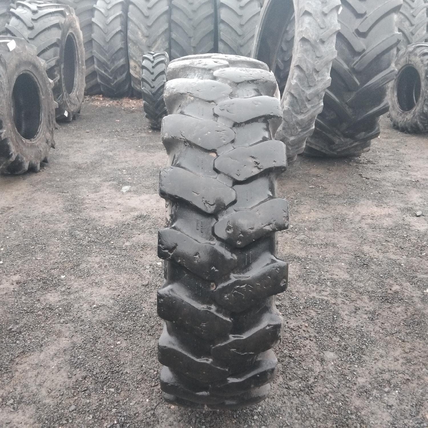  Cauciucuri 10.00-20  Universal