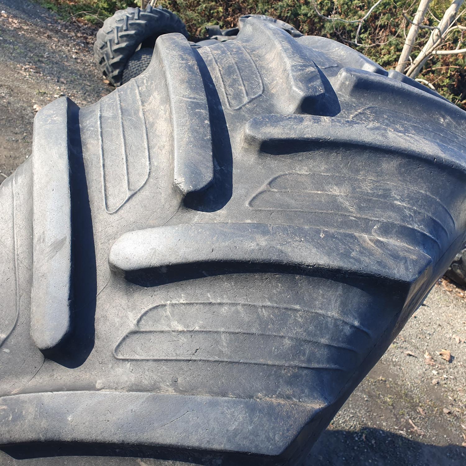  Cauciucuri 540/65R30  Taurus