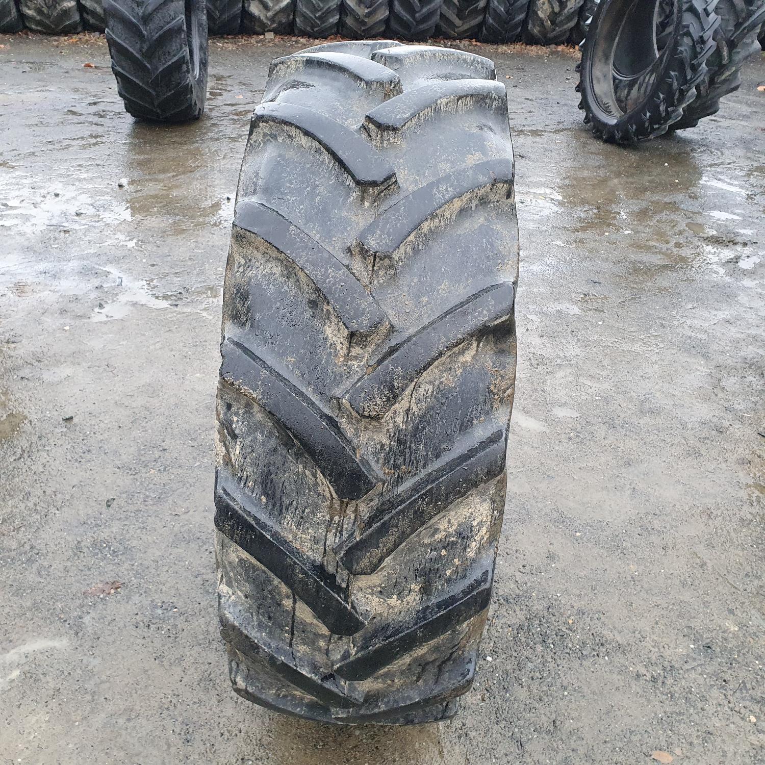  Cauciucuri 340/85R24 (13.6R24) Continental