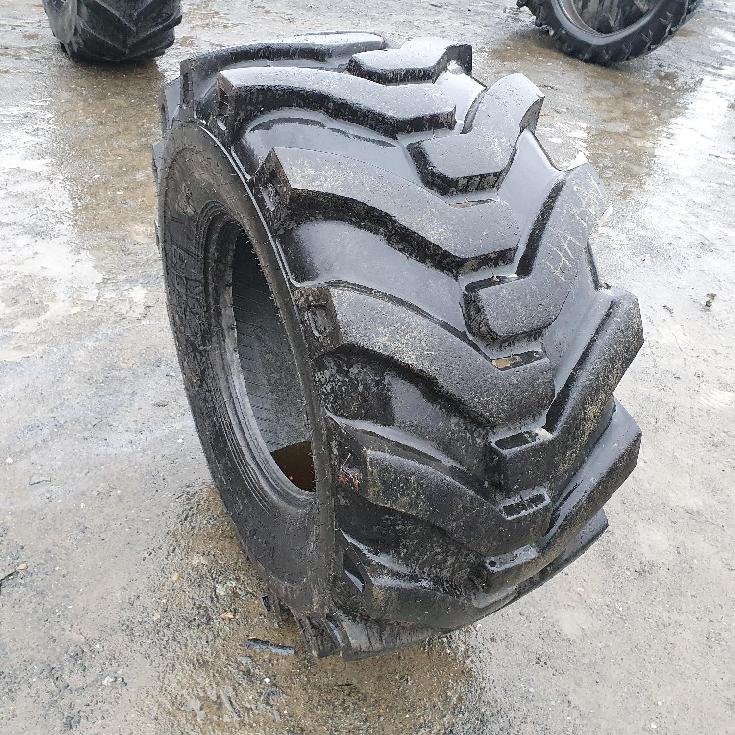  Cauciucuri 18-19.5  Ceat