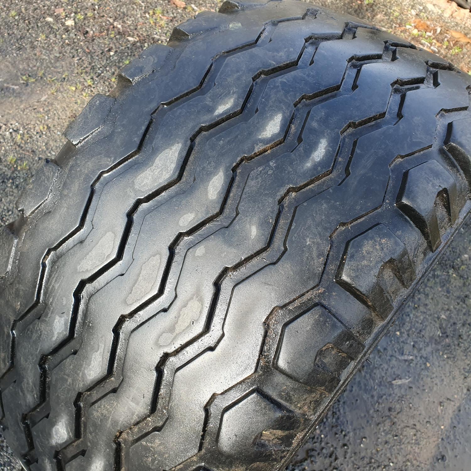  Cauciucuri 13.0/55-16  Tvs