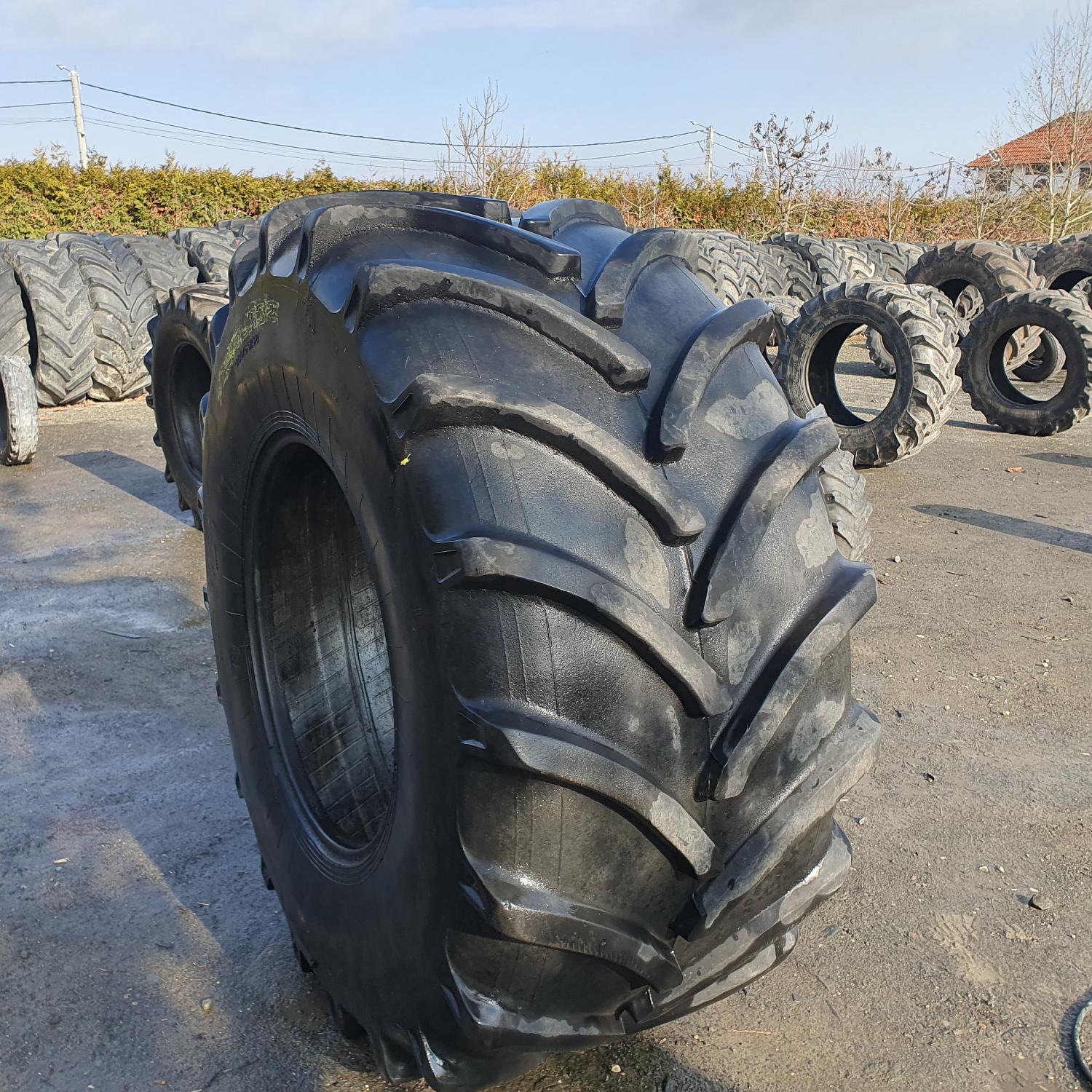  Cauciucuri 30.5R32  Dneproshina