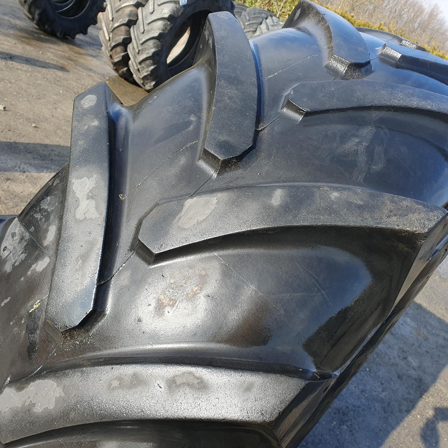  Cauciucuri 16.9R30 (420/85R30) Michelin