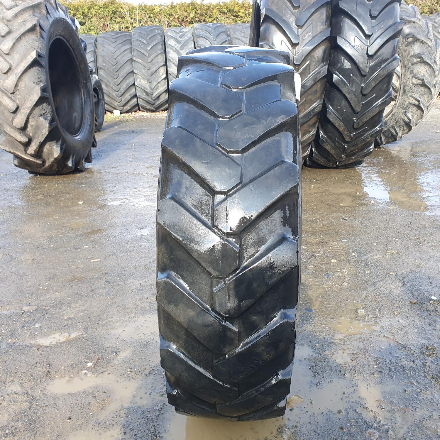  Cauciucuri 10.5-18 (10.5/80R18) Bkt