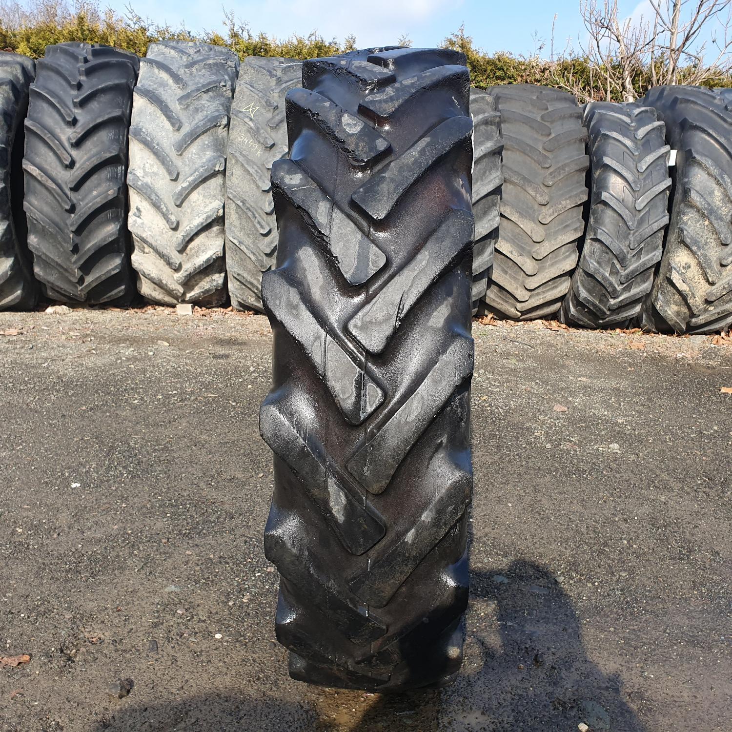  Cauciucuri 12.4-28 (320/85R28) Semperit