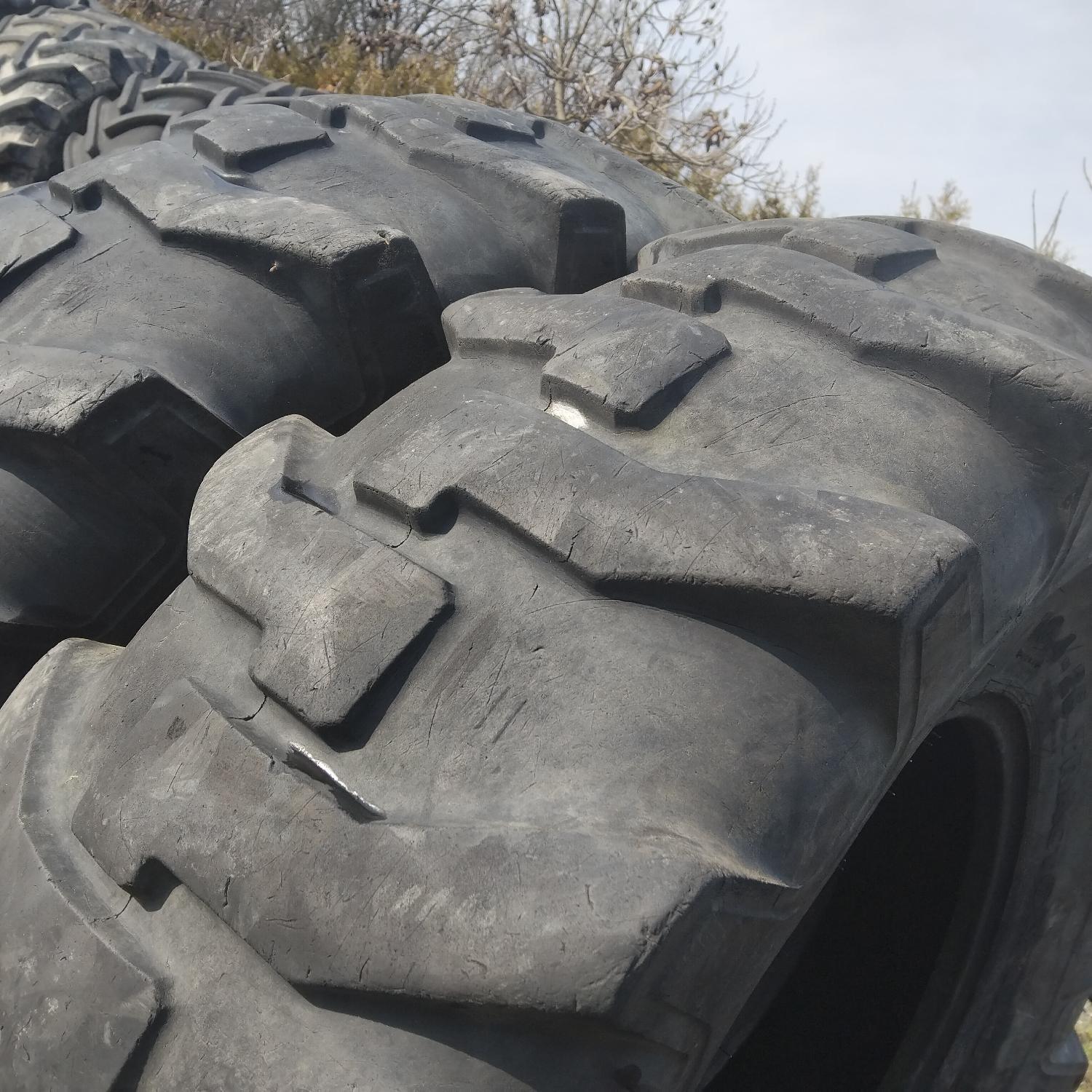  Cauciucuri 18.4-26  Mitas