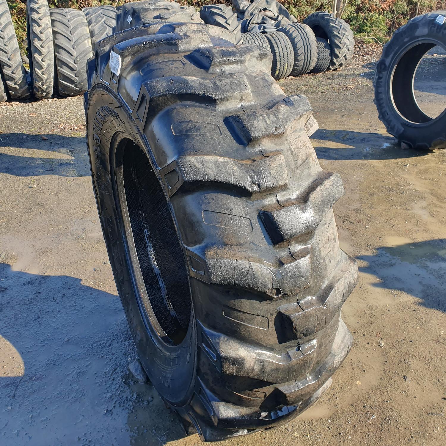  Cauciucuri 16.9-28 (420/85R28) Speedways