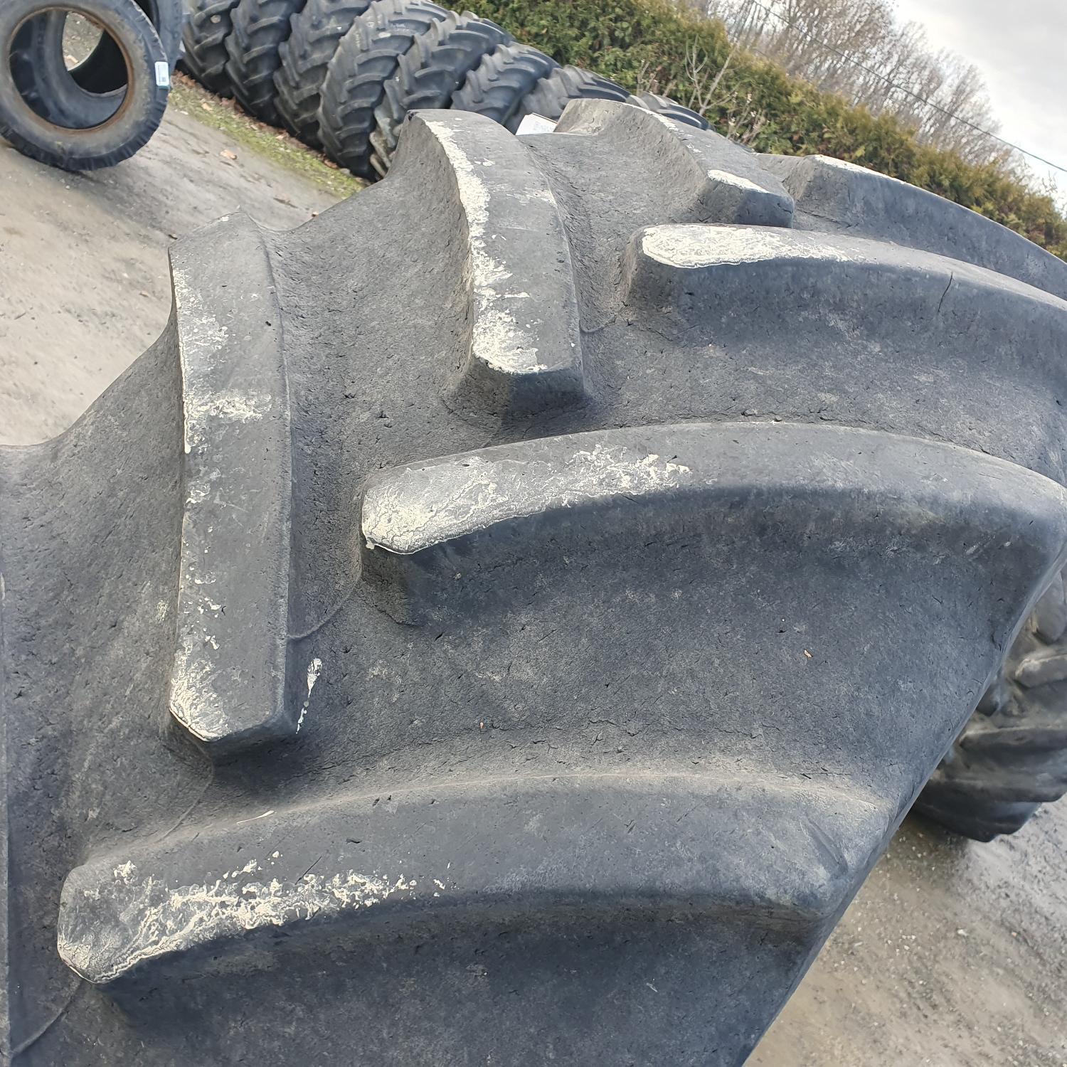  Cauciucuri 600/70R28  Mitas