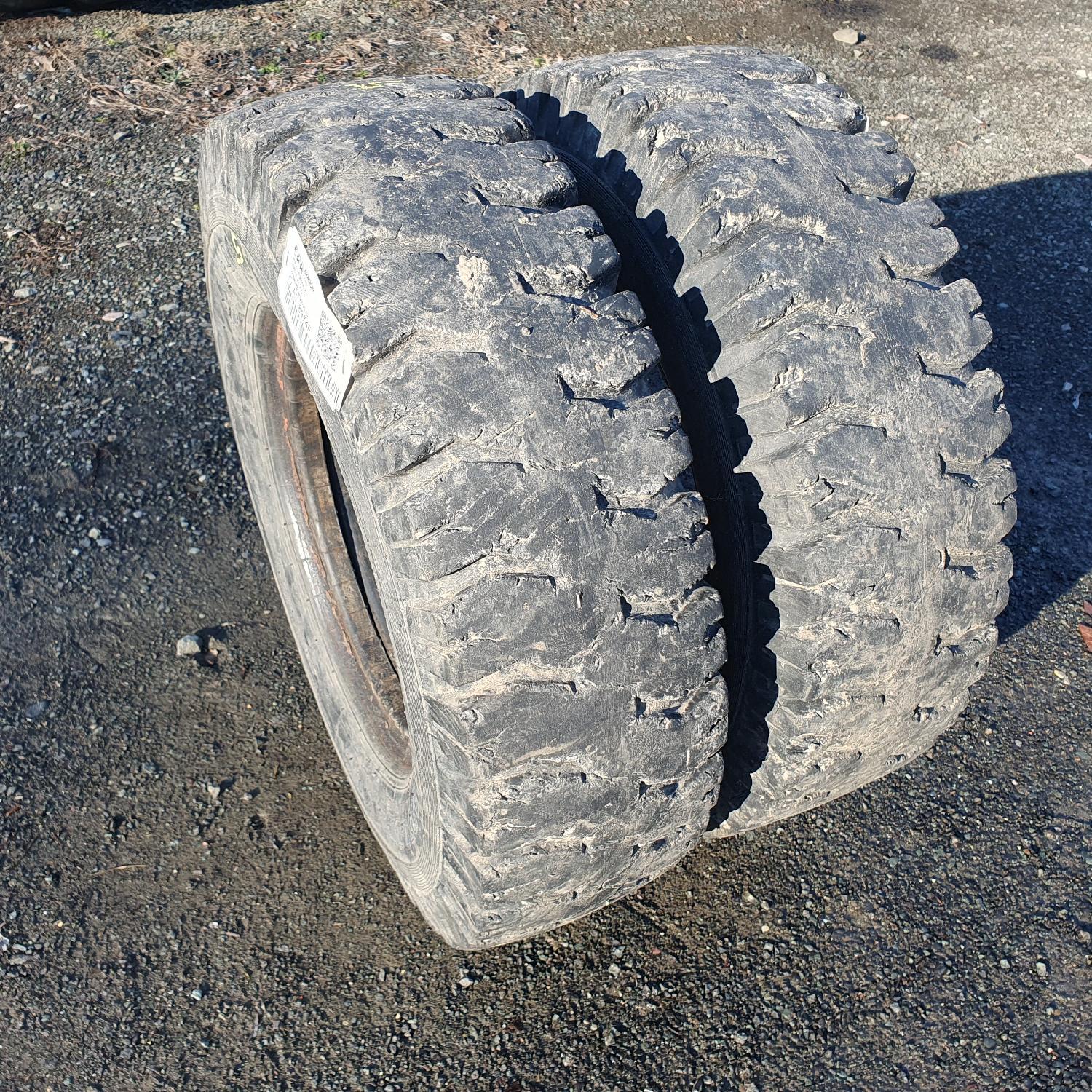  Cauciucuri 7.00-12  Universal