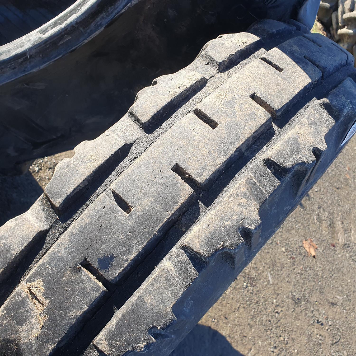  Cauciucuri 7.50-20  Universal