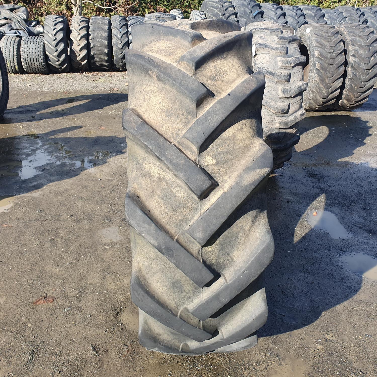  Cauciucuri 18.4R26  Dunlop