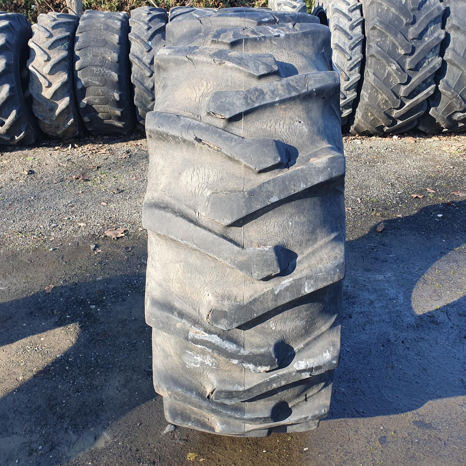  Cauciucuri 18.4-26  Firestone