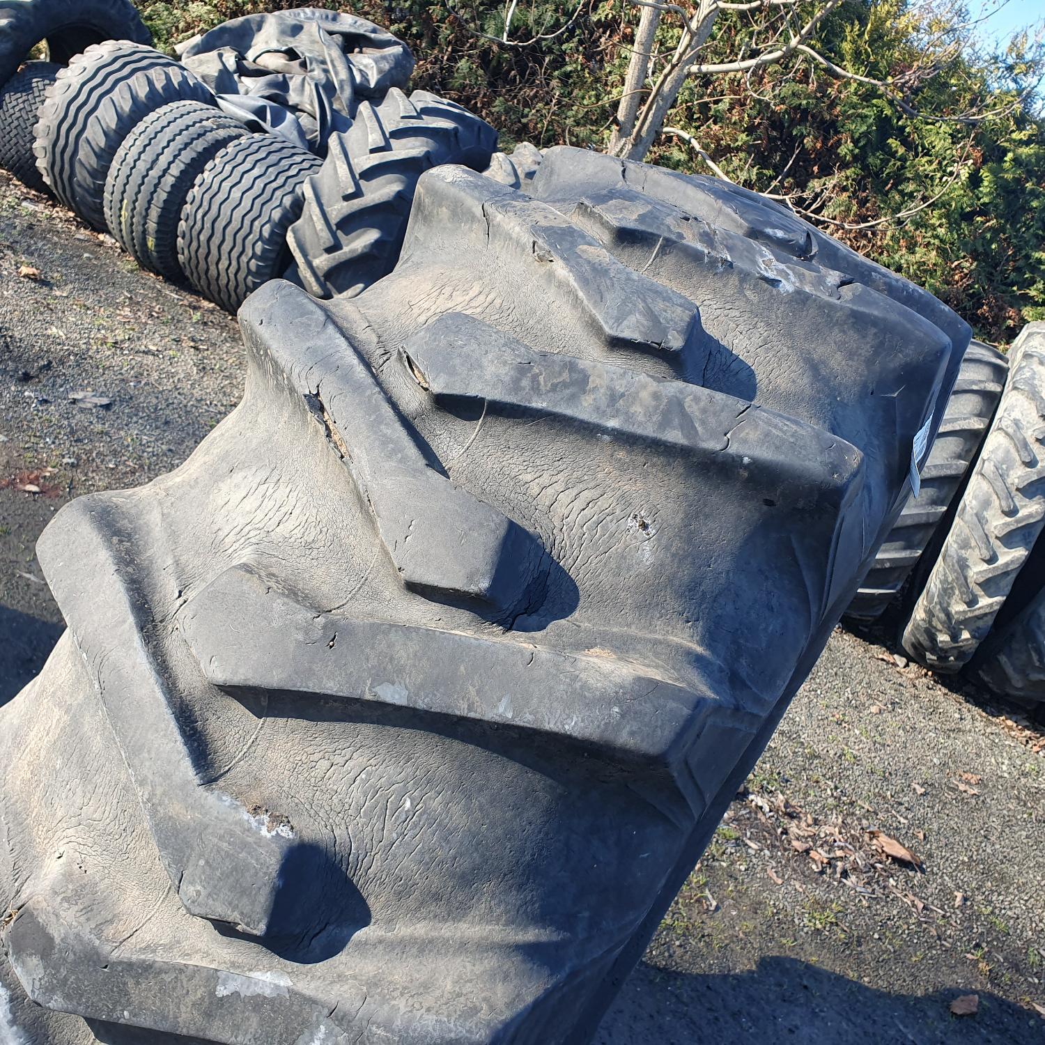  Cauciucuri 18.4-26  Firestone